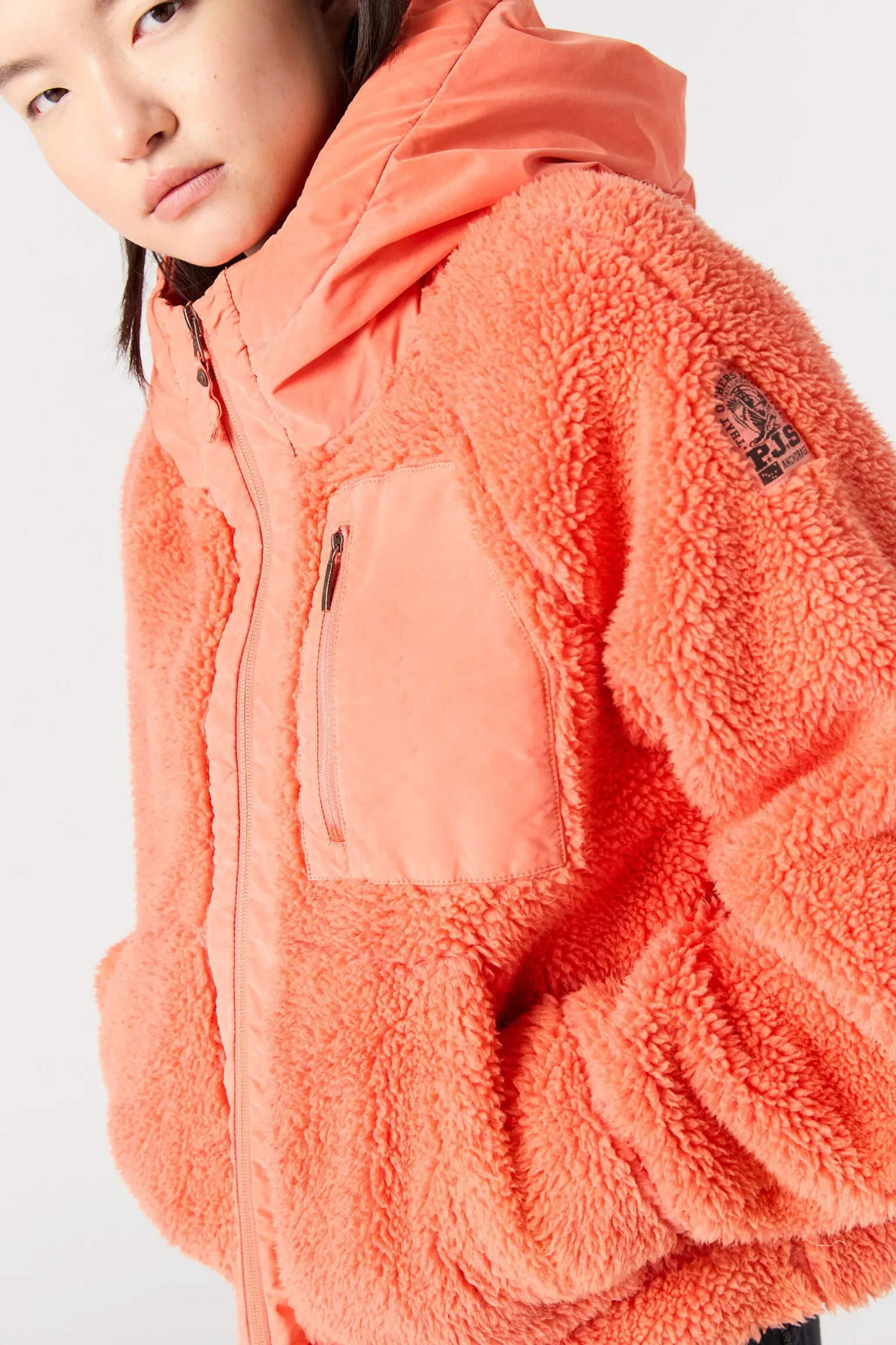 CREAMY - SWEAT ZIPPÉ